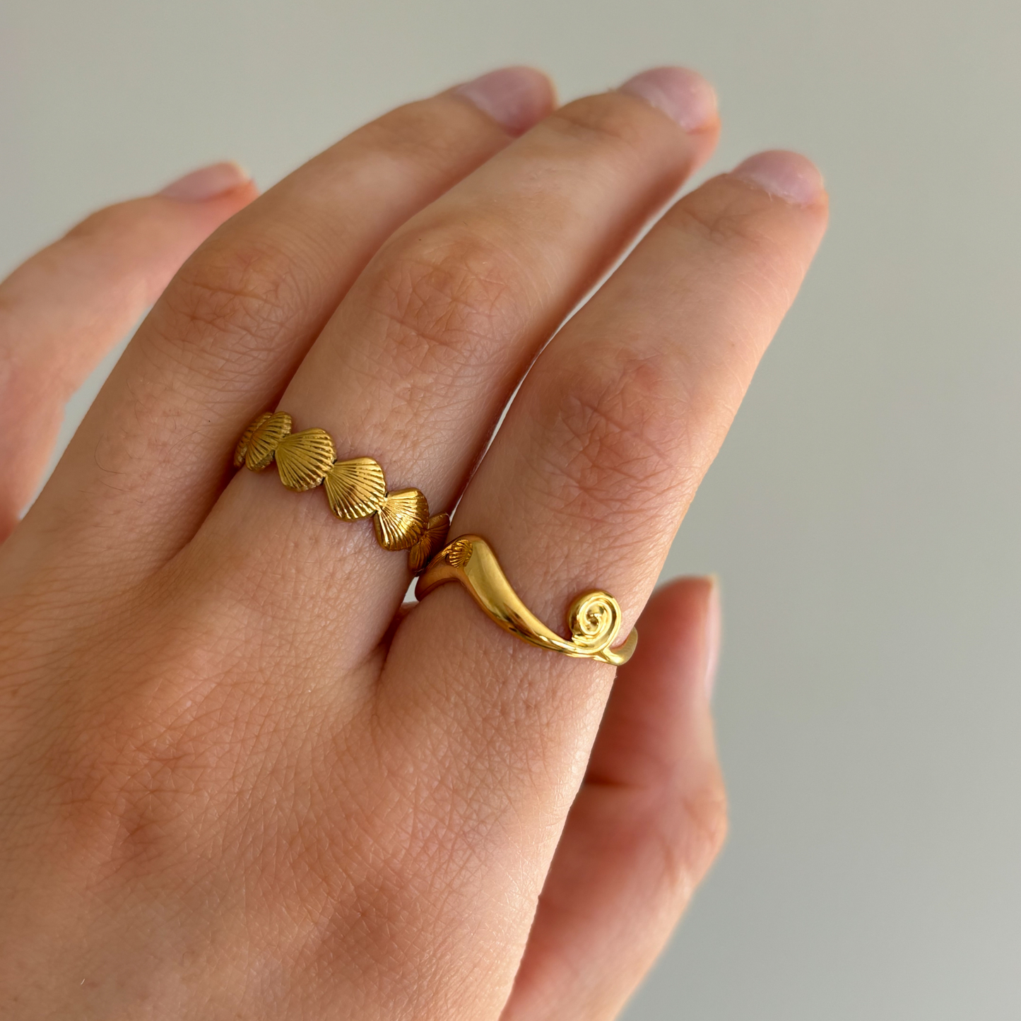 Seashell ring