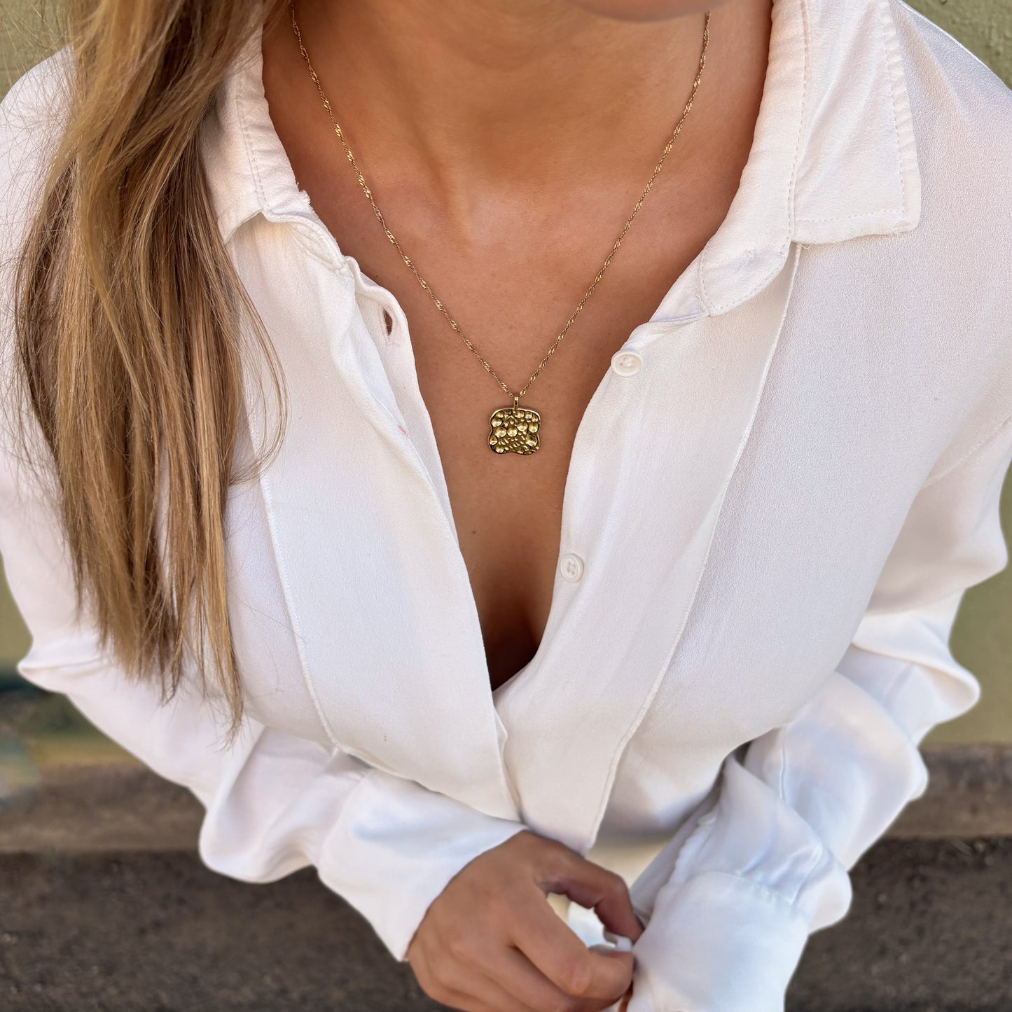 Hammered Pendant Necklace